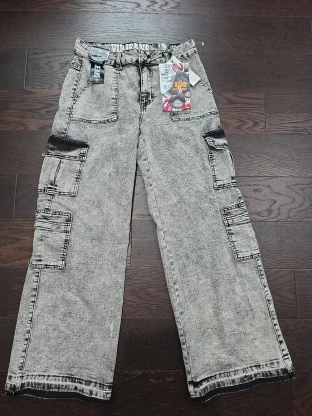 New VIP Jeans size 7/28 black washed wide Leg Sculpting Stetch Cargo Jeans
